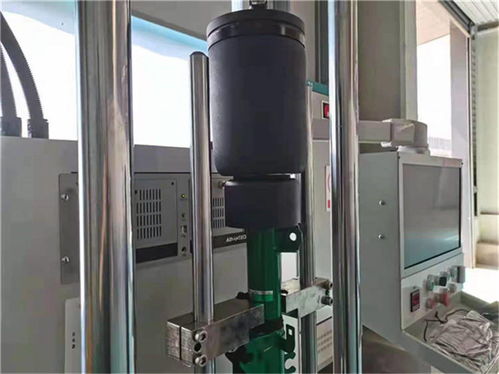 務實成就品質，創新驅動發展 李洋分享AirBFT氣動避震威霆V260氣囊測試與空氣彈簧熱壓平板機技術