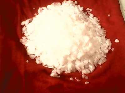 供應(yīng)70%片堿（氫氧化鈉/燒堿） 價格、廠家及圖片詳解
